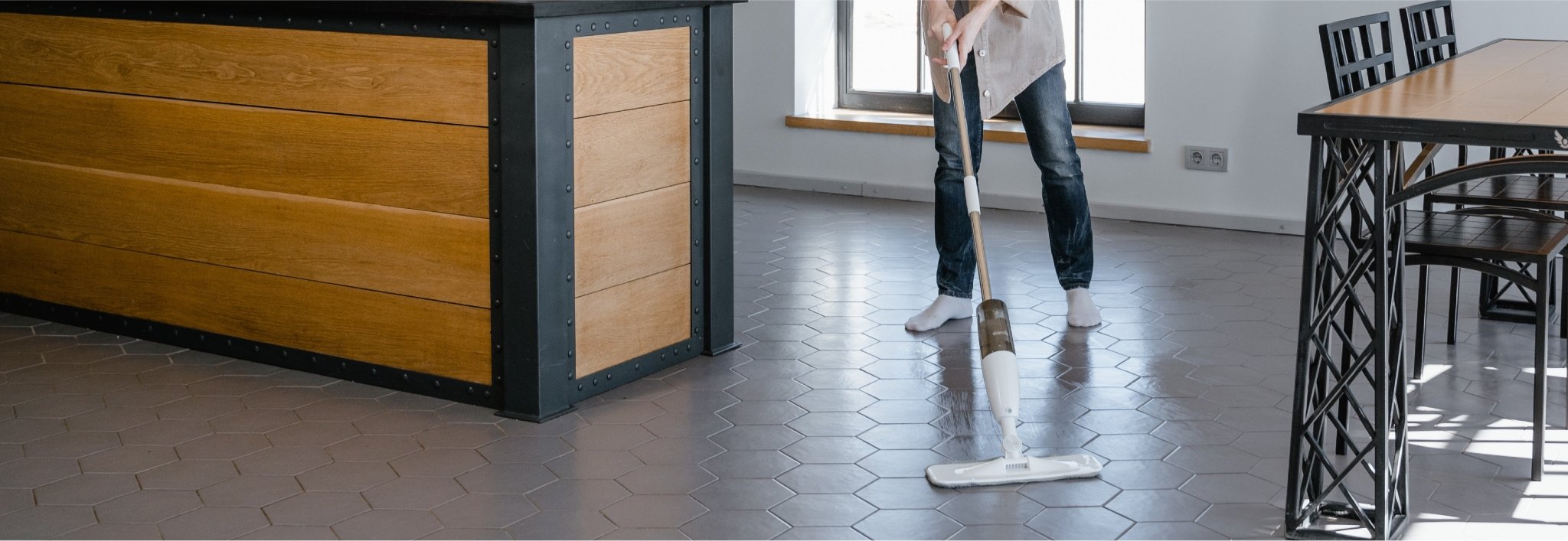 Use our multi-purpose cleaner in your spray mop! - Pleasant State