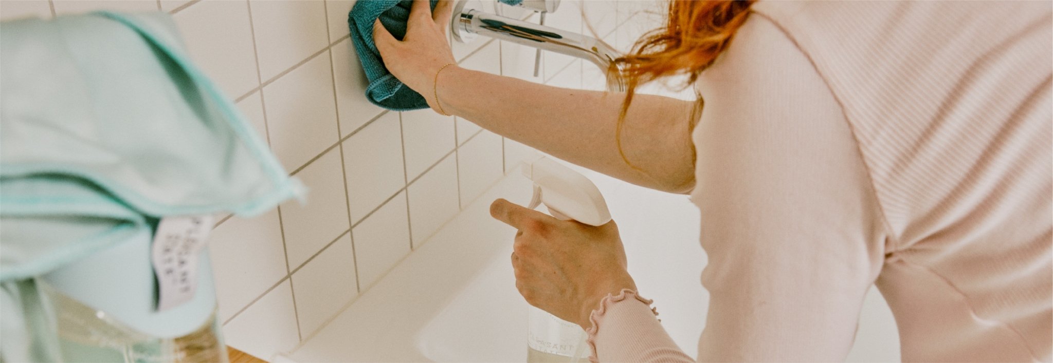 Your guide to picking earth-friendly cleaning products that work - Pleasant State